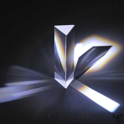 Optical White Traditionnal Prism Science Decor